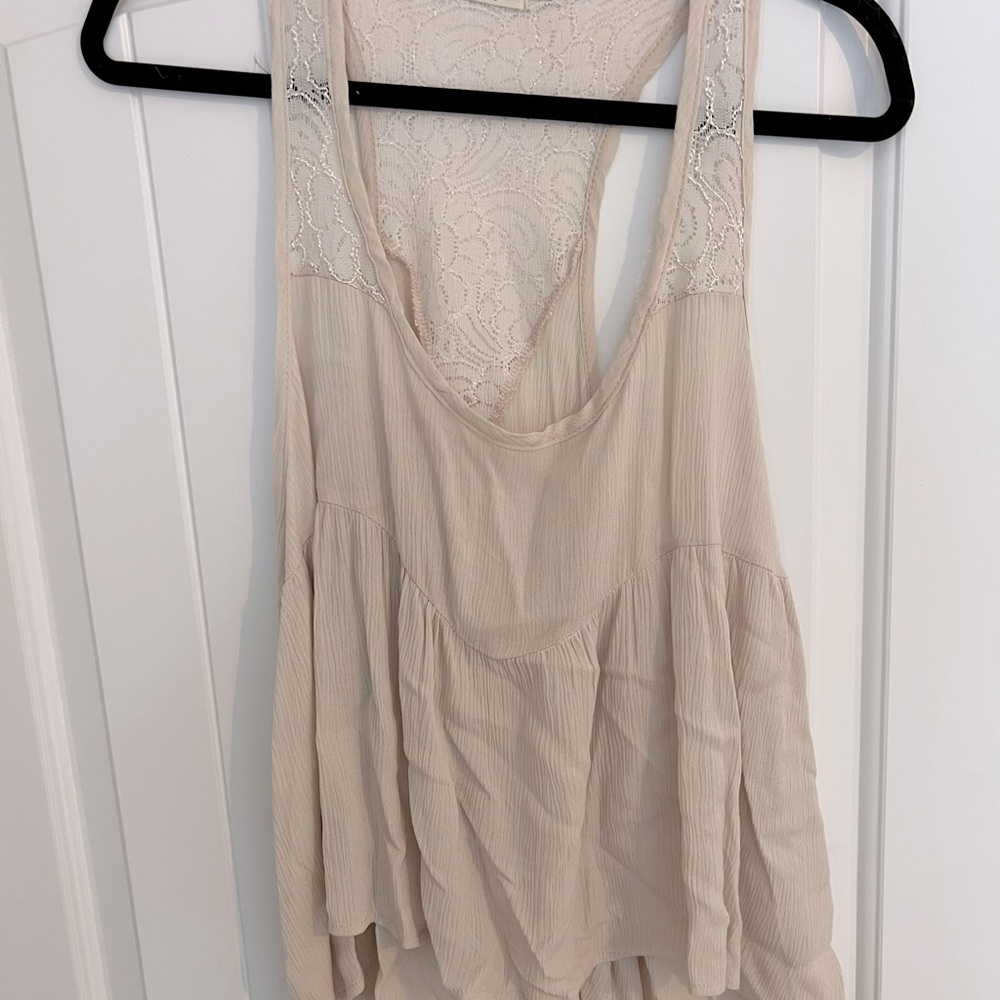 Flowy top | Lace Detail